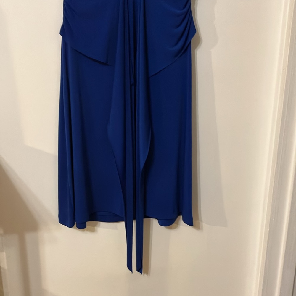 Dress - Picture 3 of 5